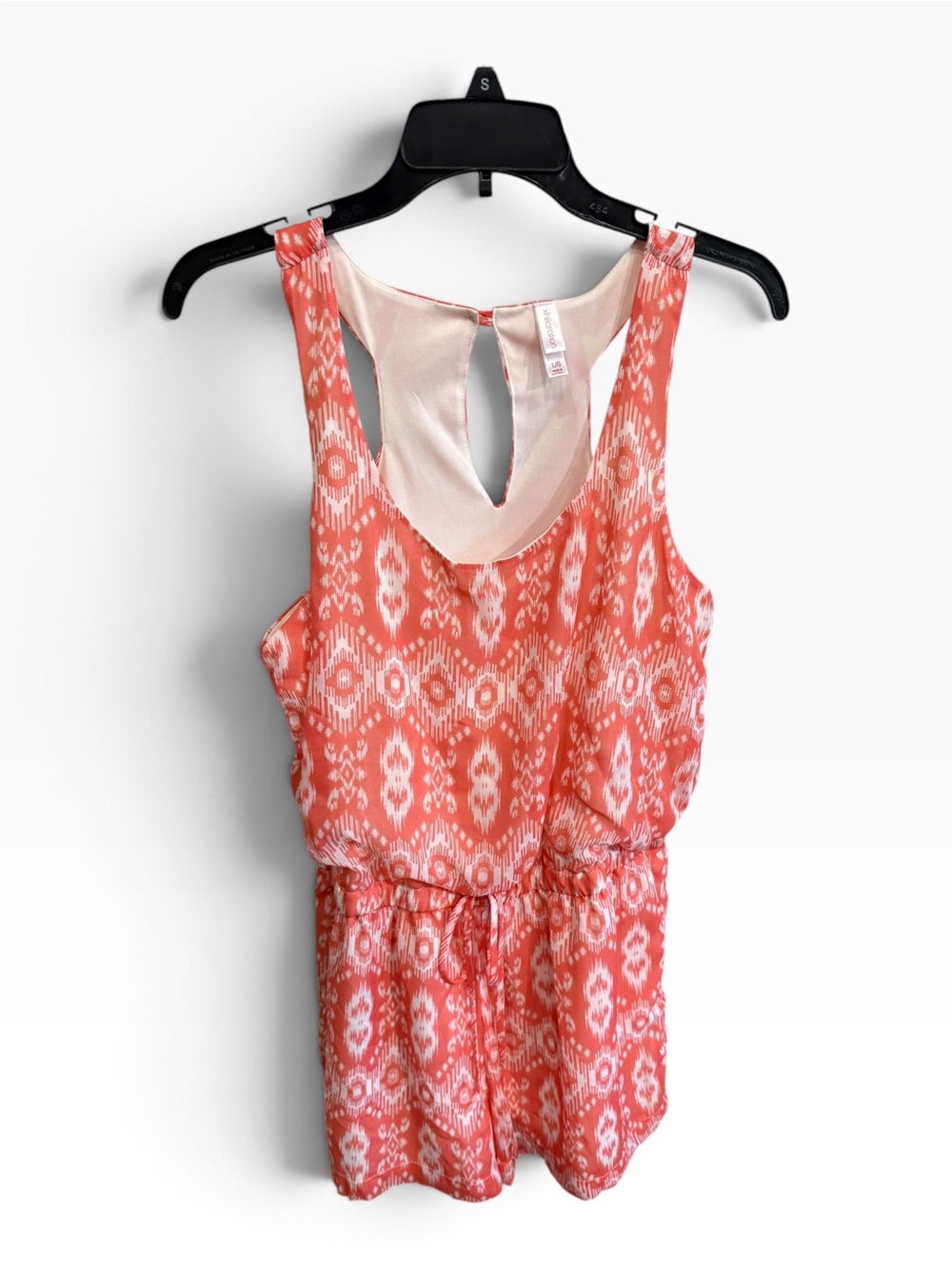 Xhilaration Coral Shorts Romper Sleeveless Elastic Waist Size L